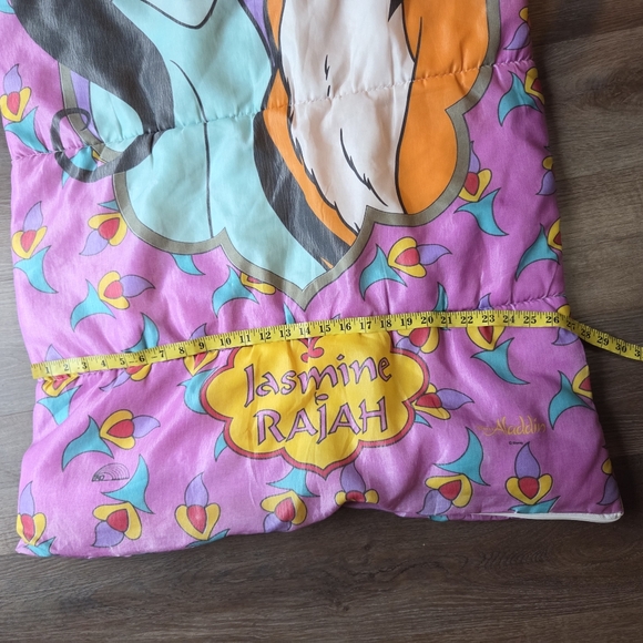 Vintage 90s Disney Aladdin Jasmine & Rajah Sleeping Bag Blanket Well Loved - Picture 10 of 11